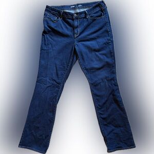 Old Navy Women’s Size 14 Regular - Mid-Rise Kicker Boot Cut